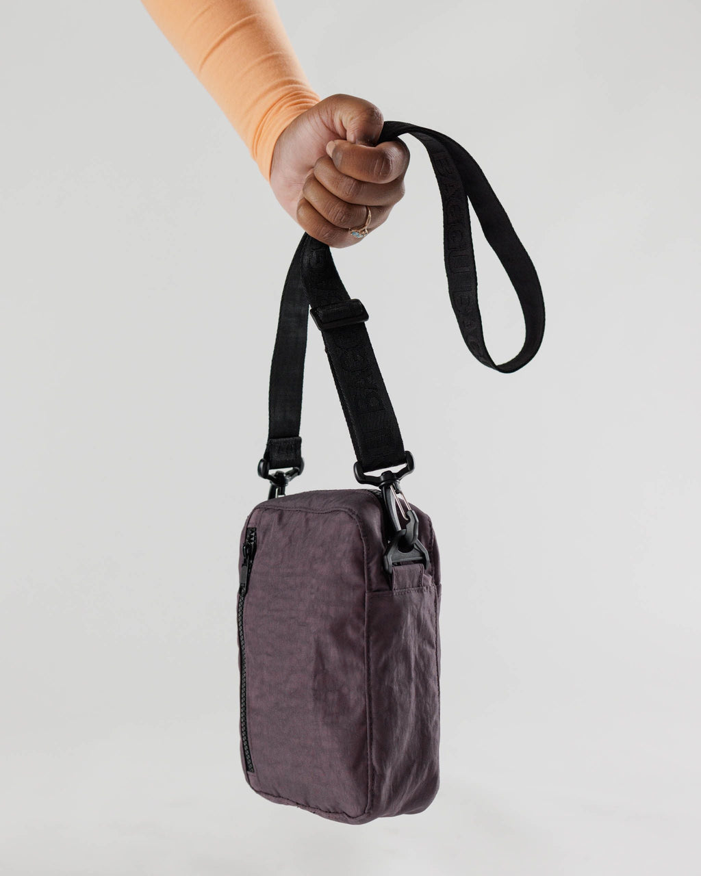Sport Crossbody - Raisin