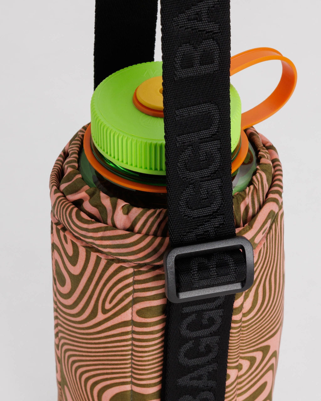 Puffy Water Bottle Sling - Trippy Swirl Salmon