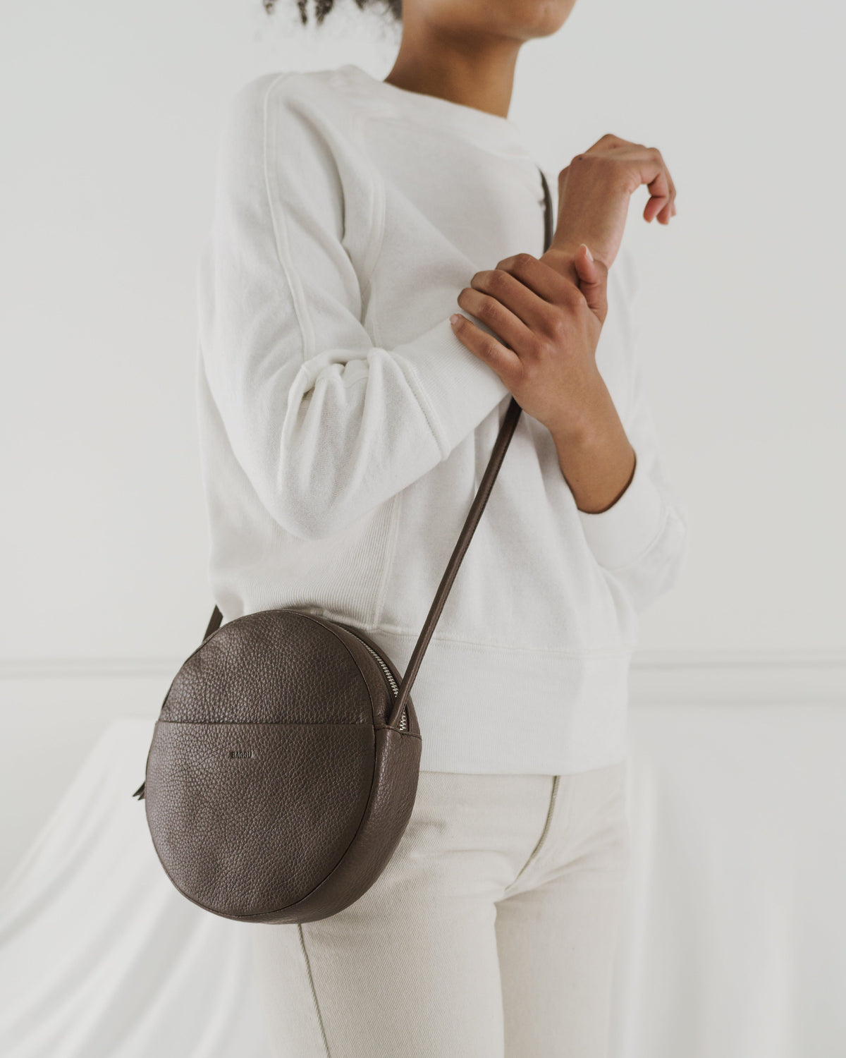 Soft Circle Purse - Chocolate