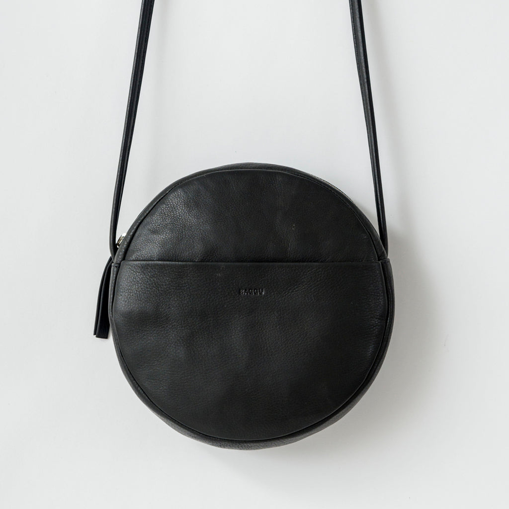 Soft Circle Purse - Black