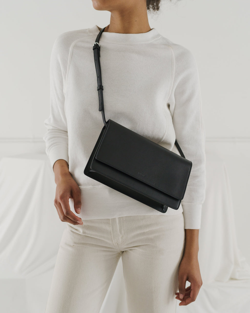 Large Structured Crossbody - Black