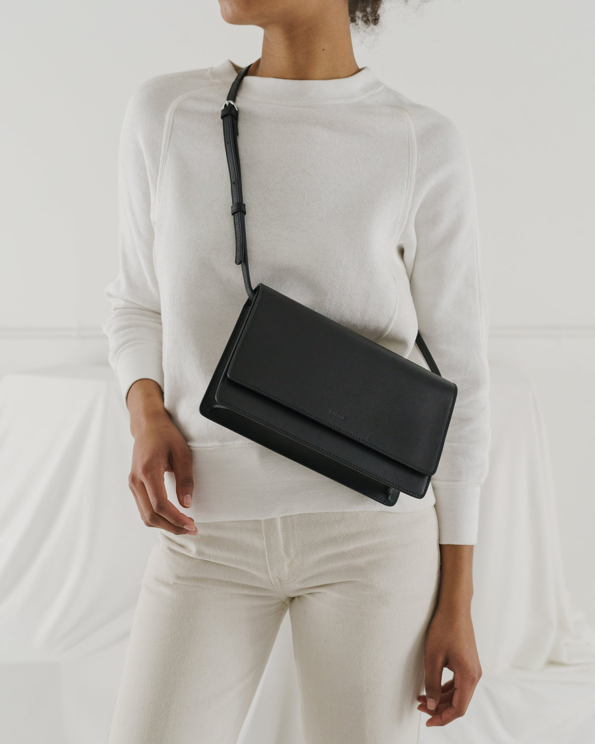 Large Structured Crossbody - Black