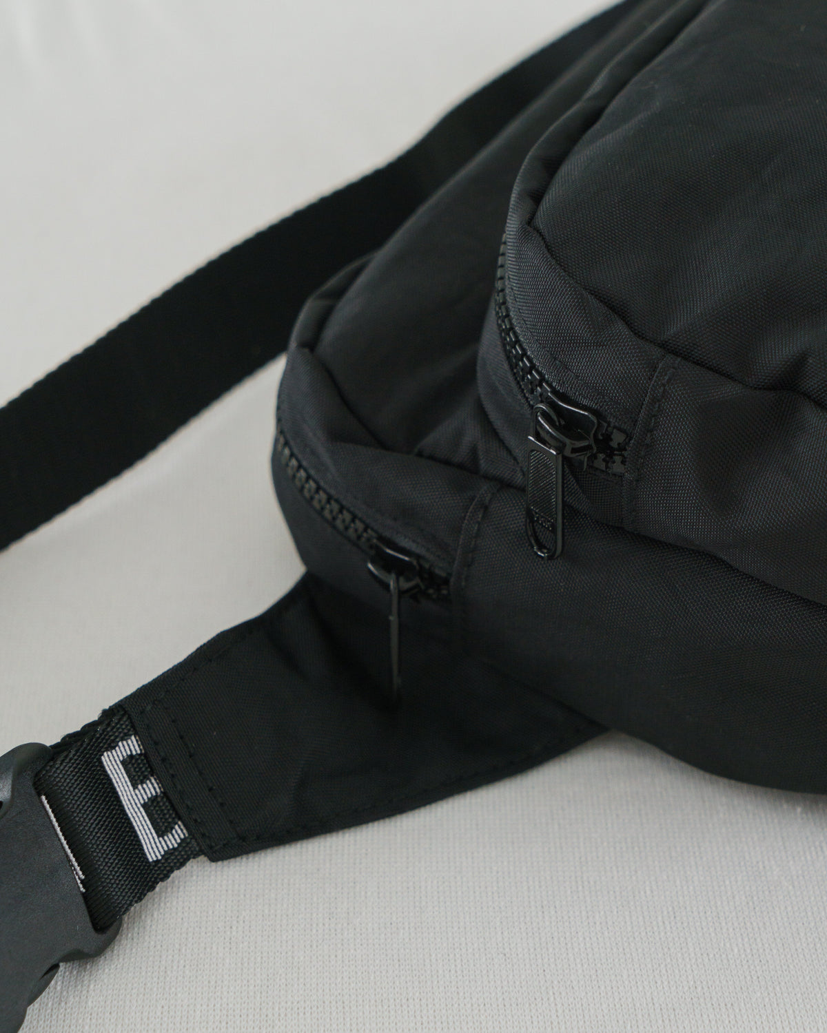 Fanny Pack - Black / White
