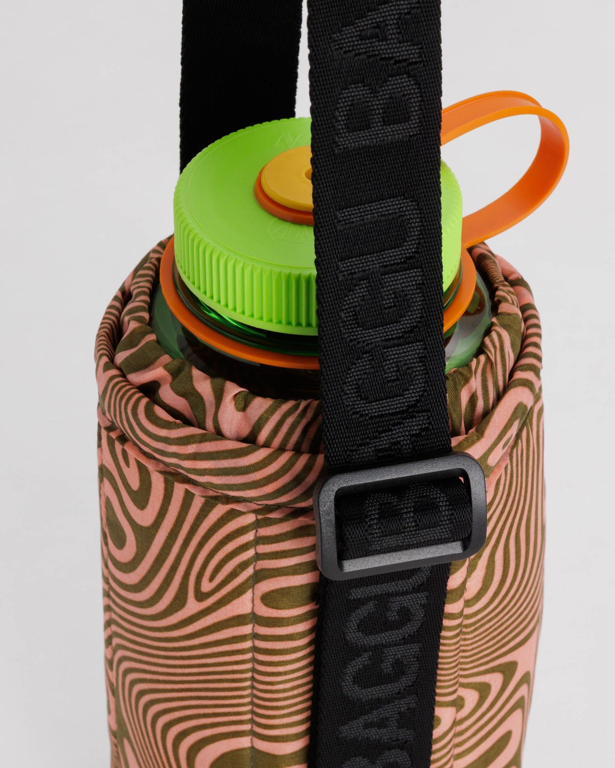 Puffy Water Bottle Sling - Trippy Swirl Salmon