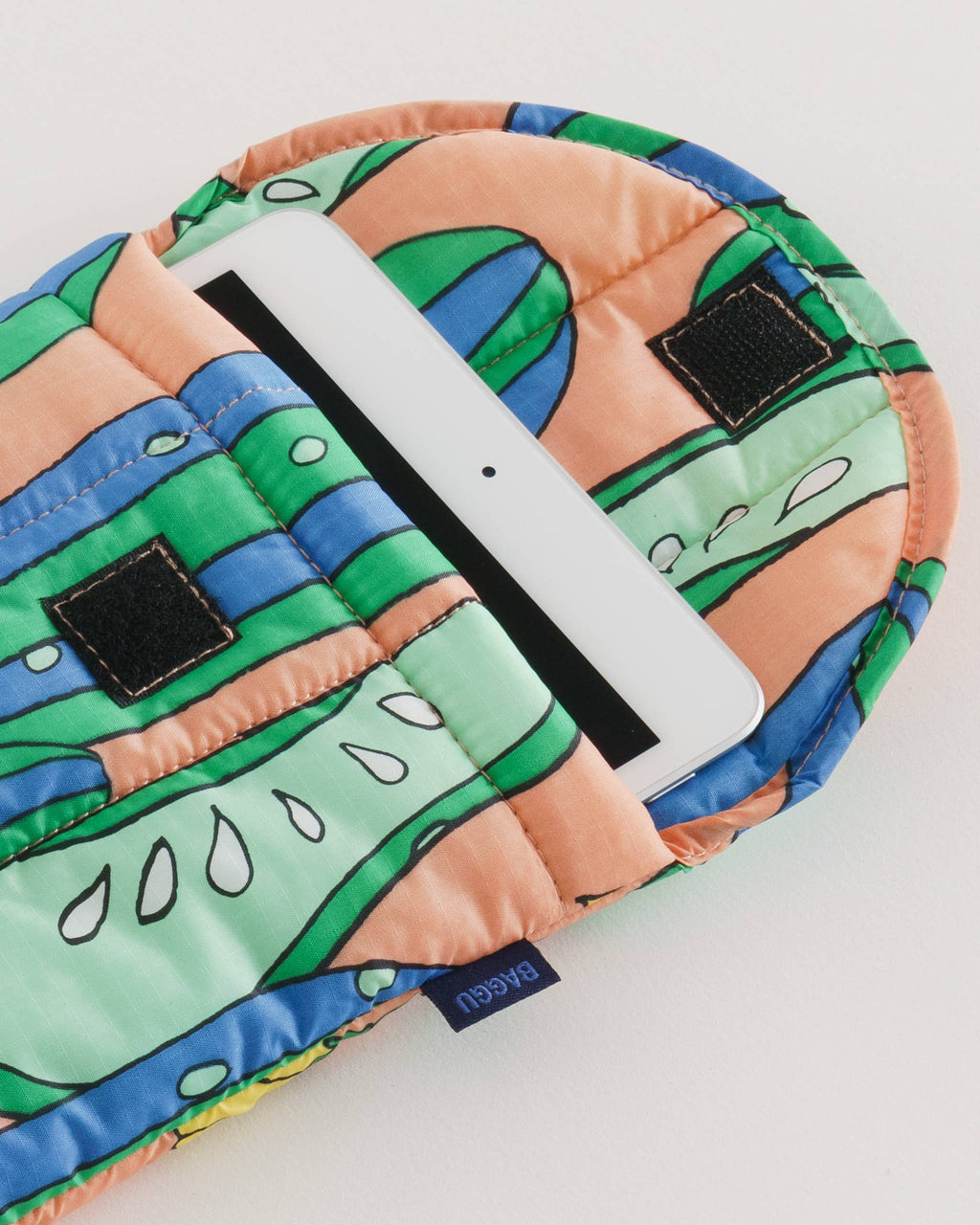 Puffy Tablet Sleeve - Cucumbers