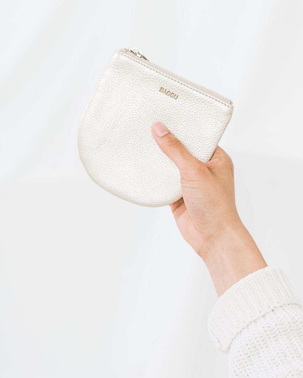 Small U Pouch - Platinum