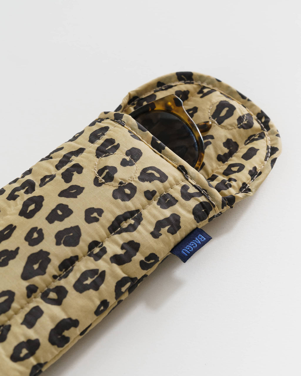 Puffy Glasses Sleeve - Honey Leopard