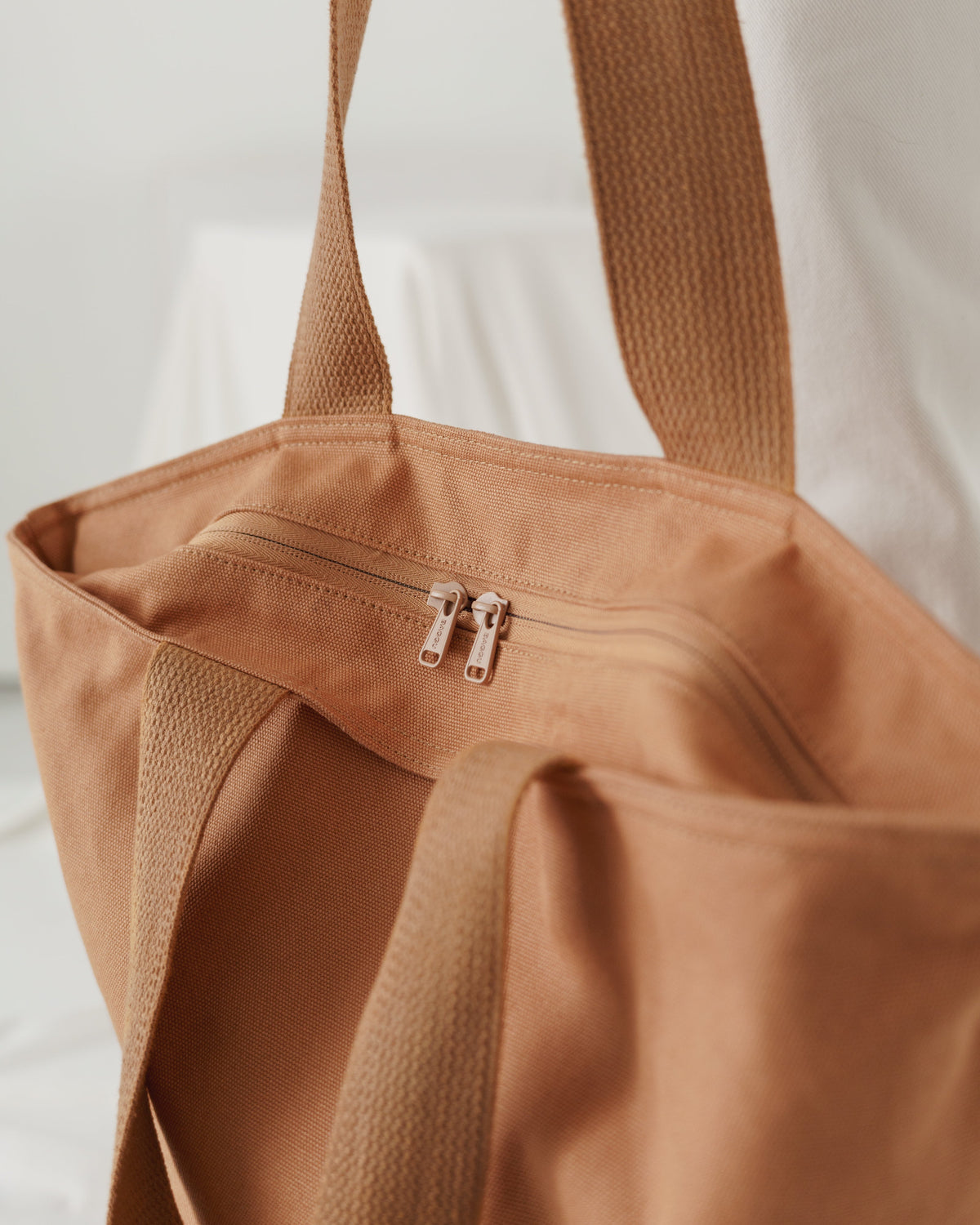 Canvas Zip Tote - Pecan