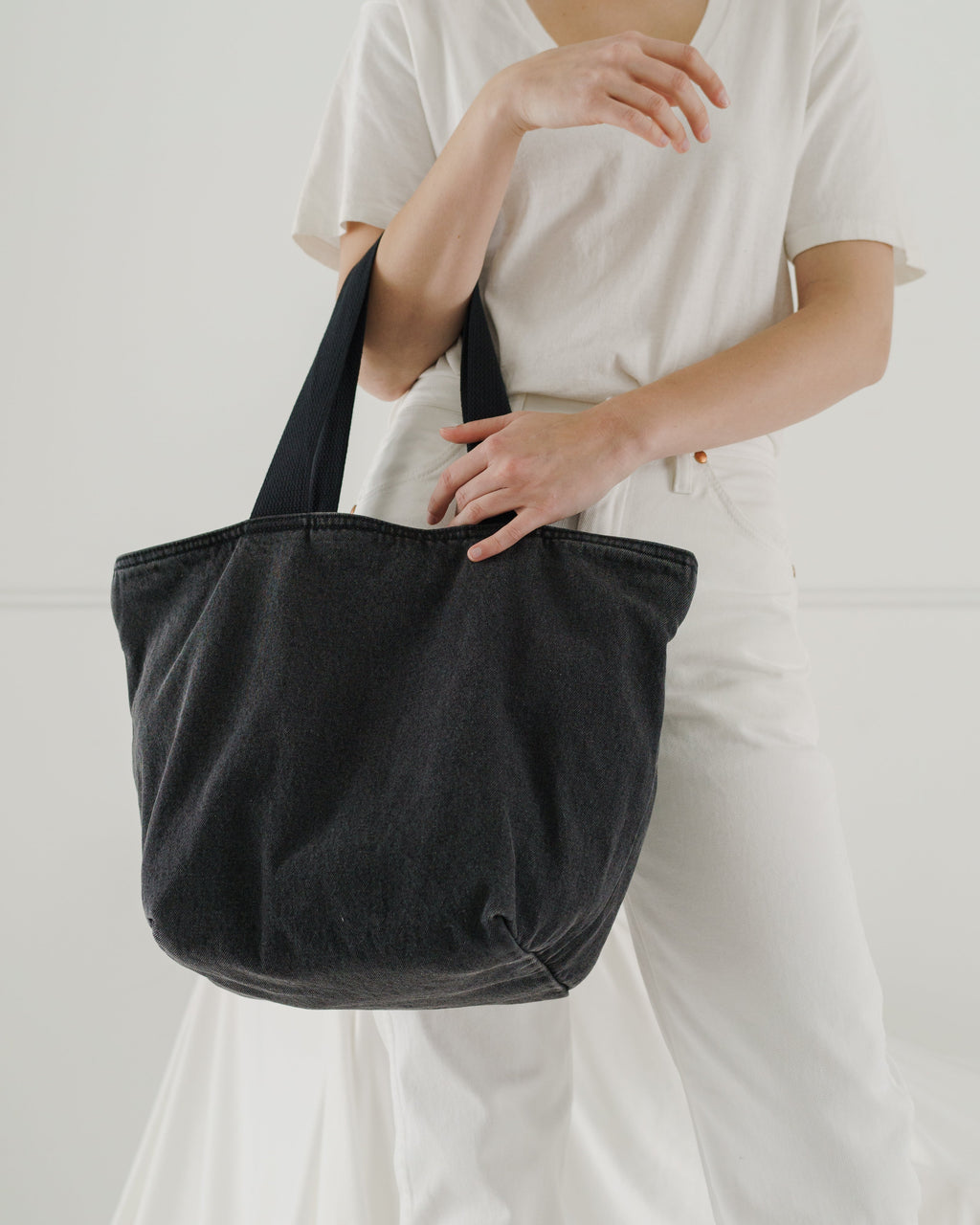 Canvas Zip Tote - Washed Black