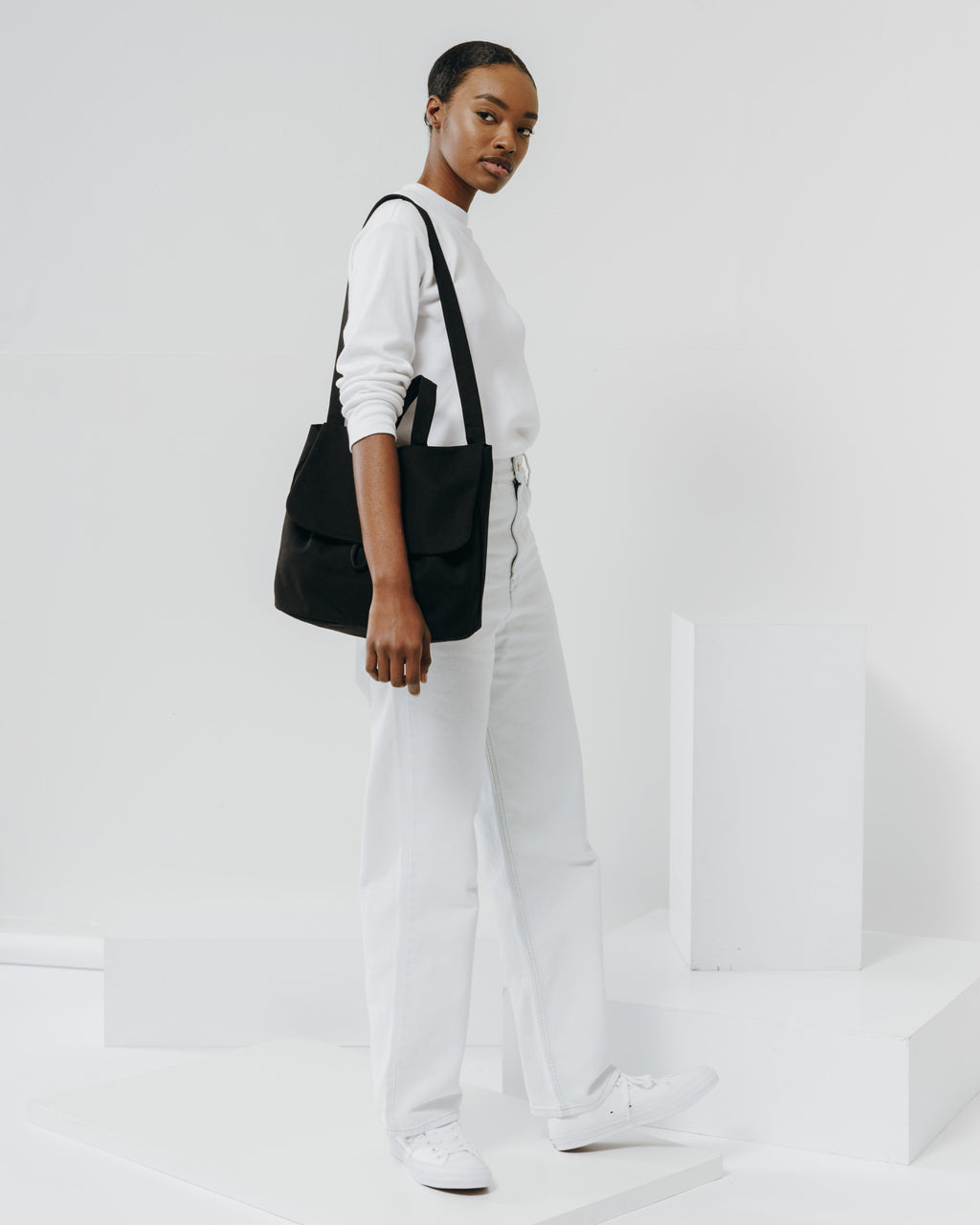 Canvas Shoulder Bag - Black