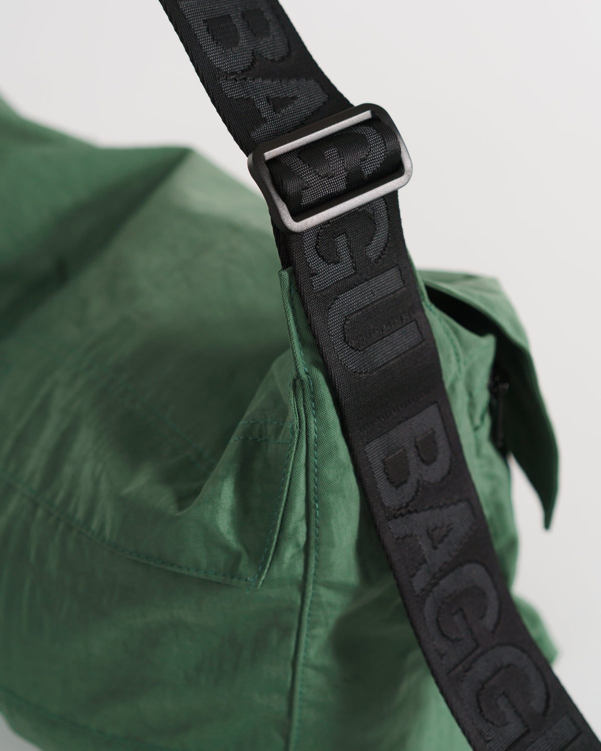 Sport Messenger Bag - Eucalyptus