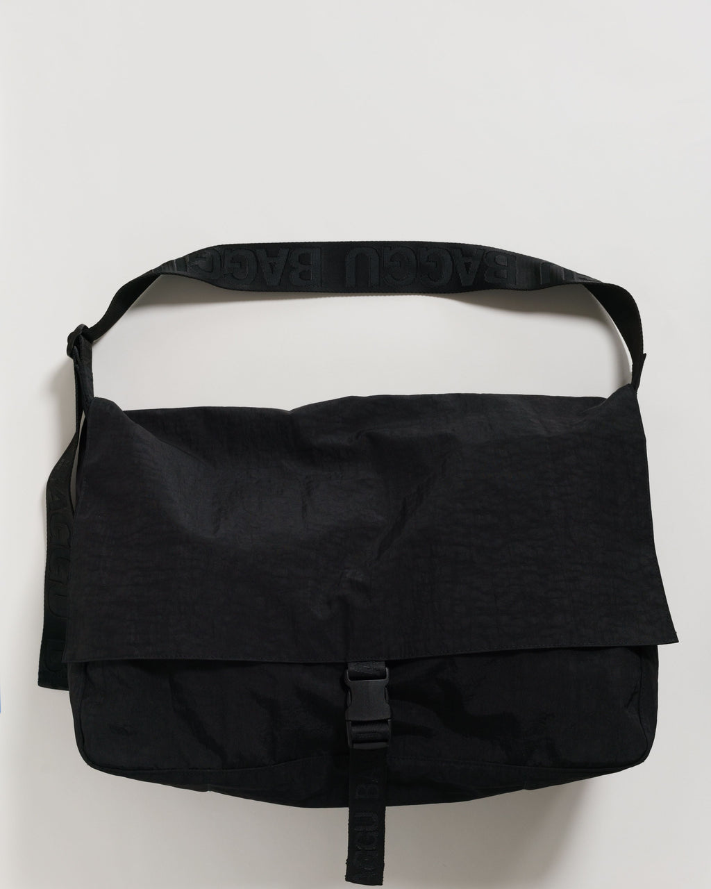 Travel Sport Messenger Bag - Black