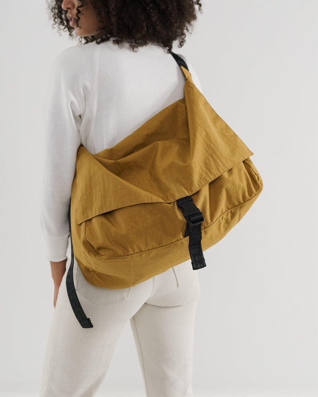 Travel Sport Messenger Bag - Camel