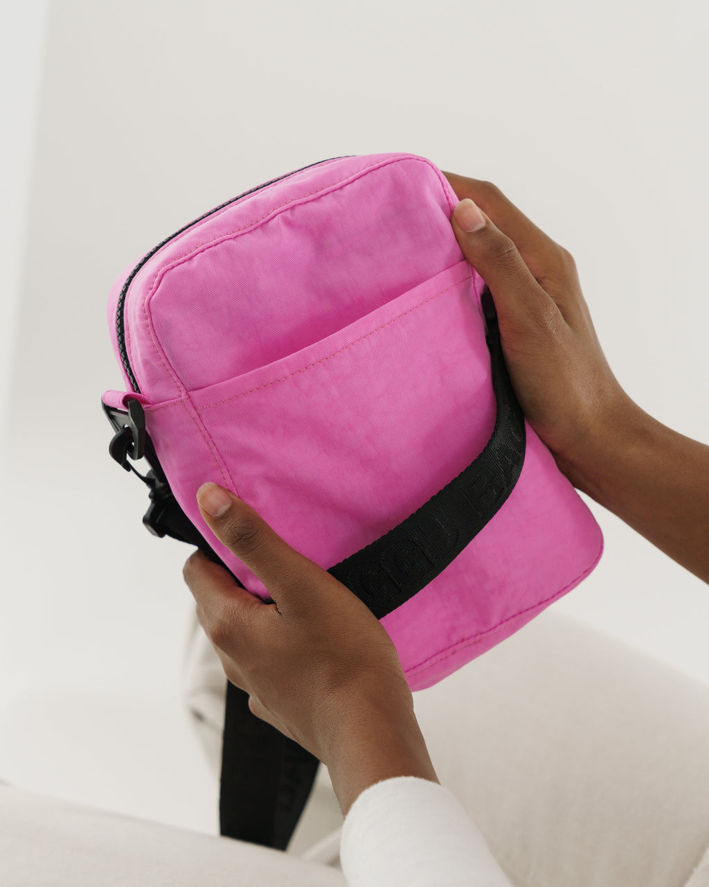 Sport Crossbody - Bright Pink
