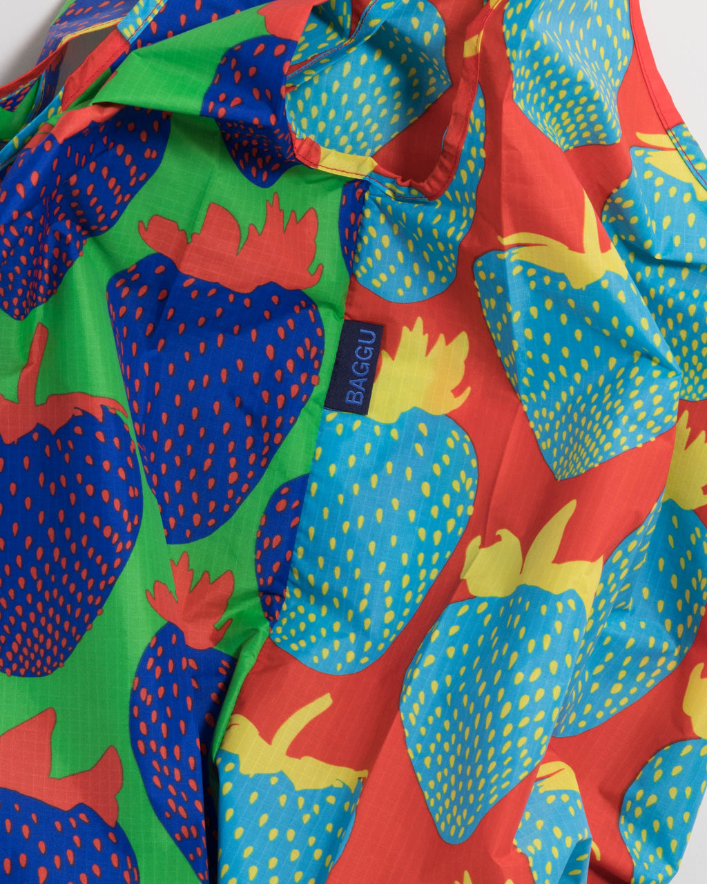 Big Baggu - Electric Strawberry Mix