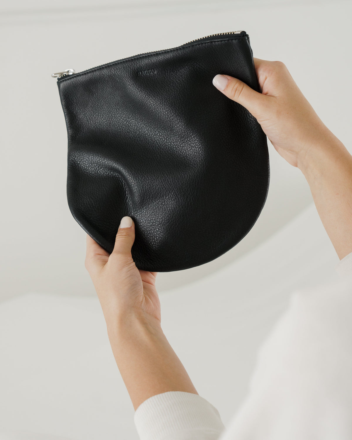 Large U Pouch - Black