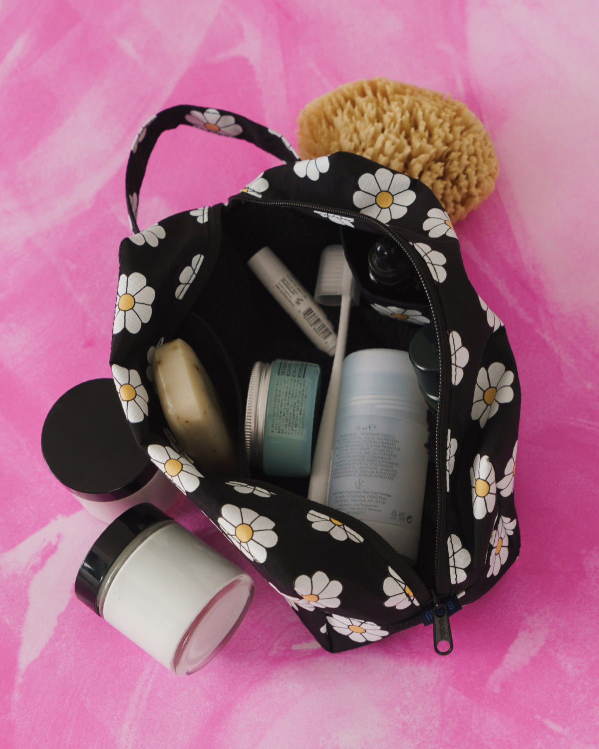 Dopp Kit - Black Daisy
