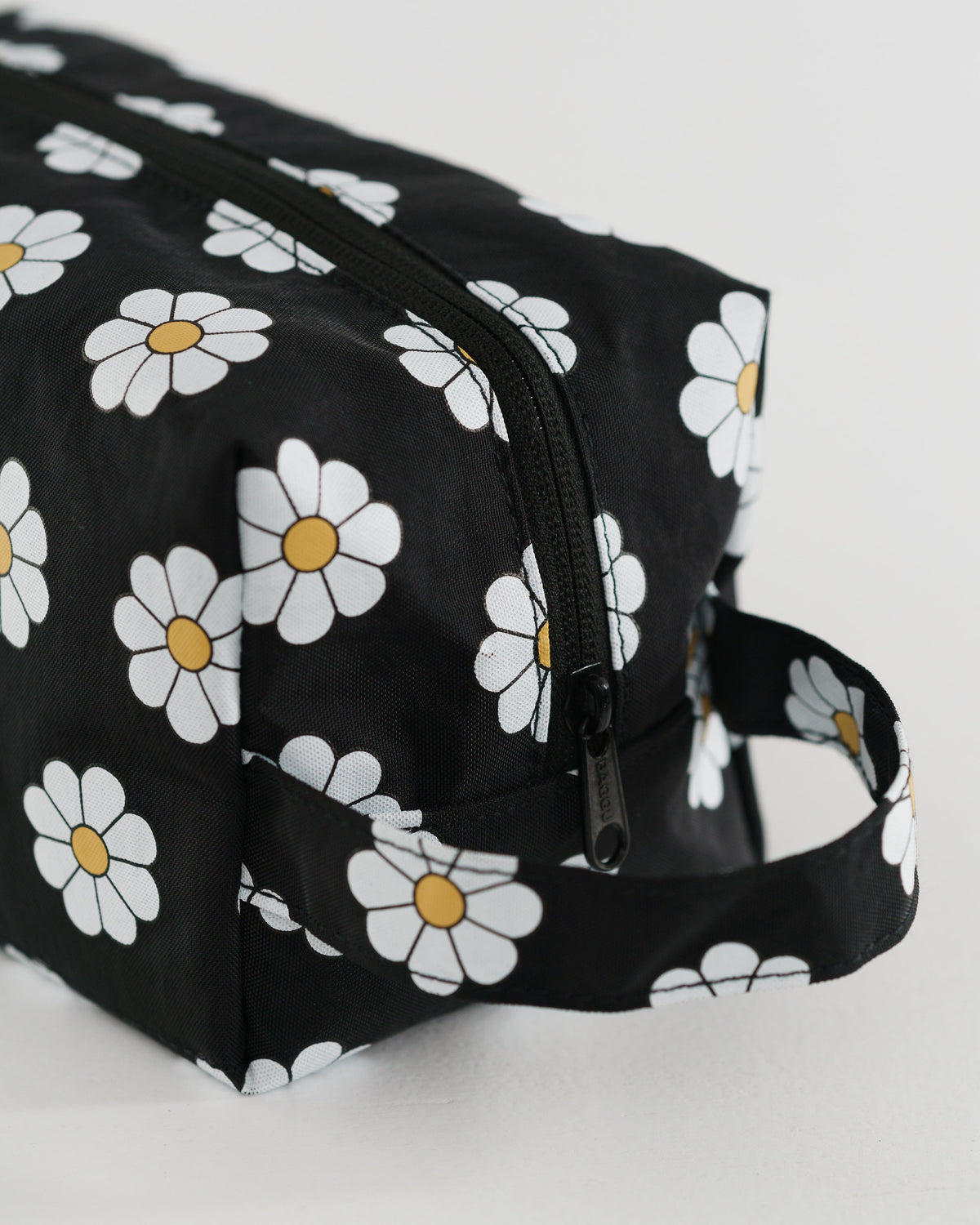 Dopp Kit - Black Daisy