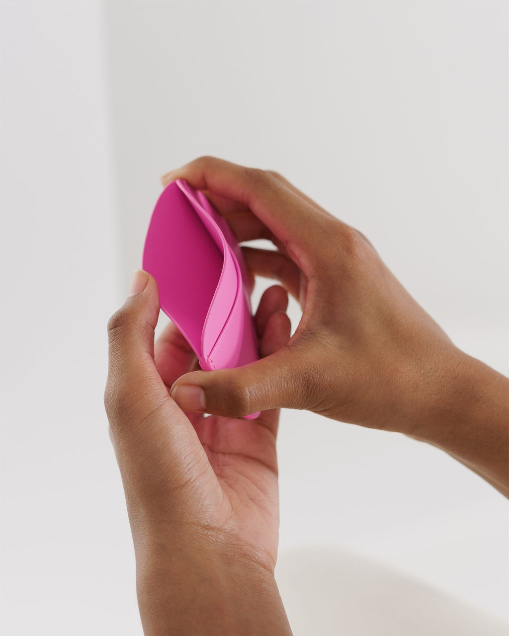 Groovy Card-holder - Bright Pink