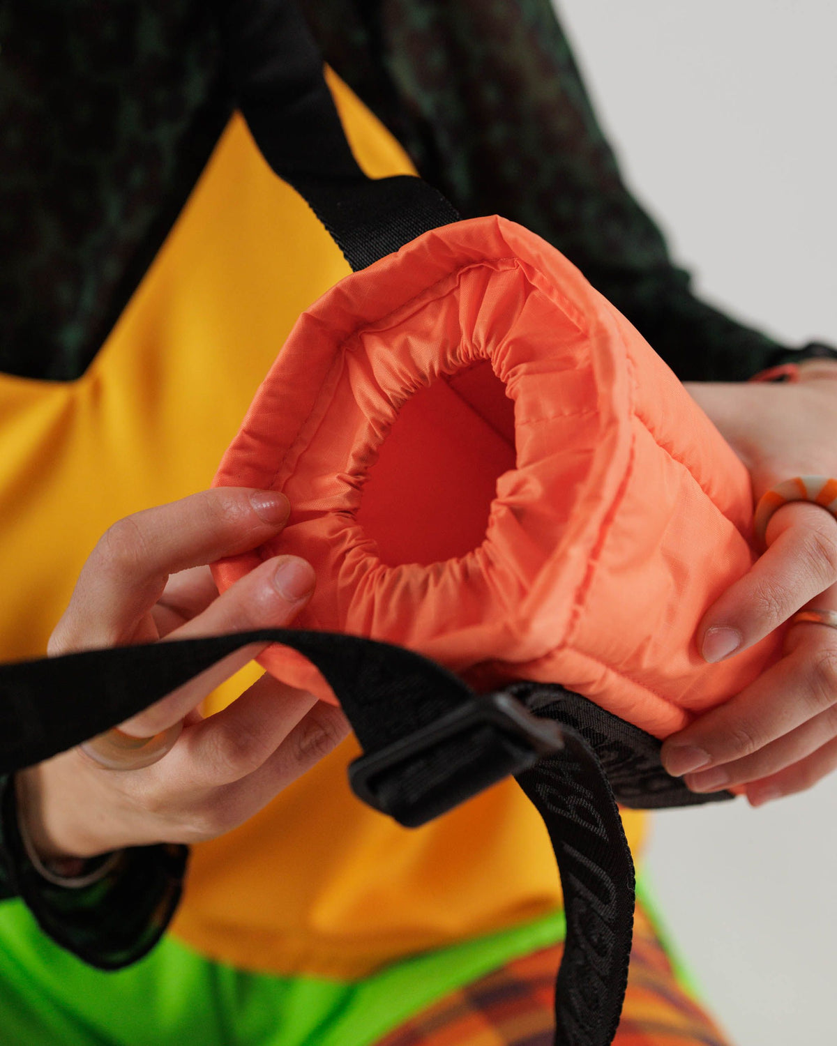 Puffy Water Bottle Sling - Nasturtium