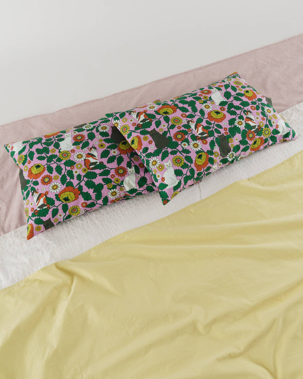 Pillow Case Set of 2 - Daisy Cat
