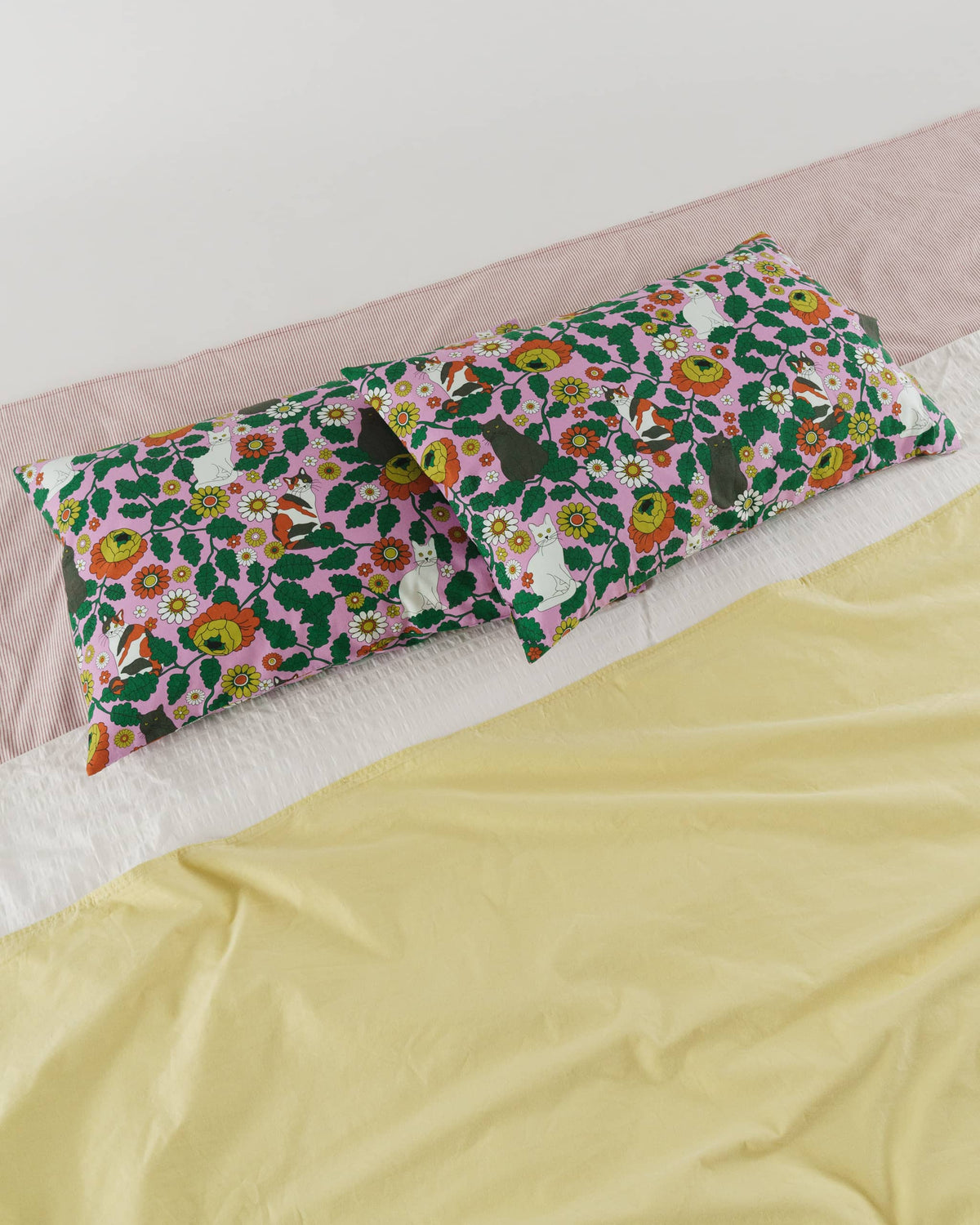 Pillow Case Set of 2 - Daisy Cat