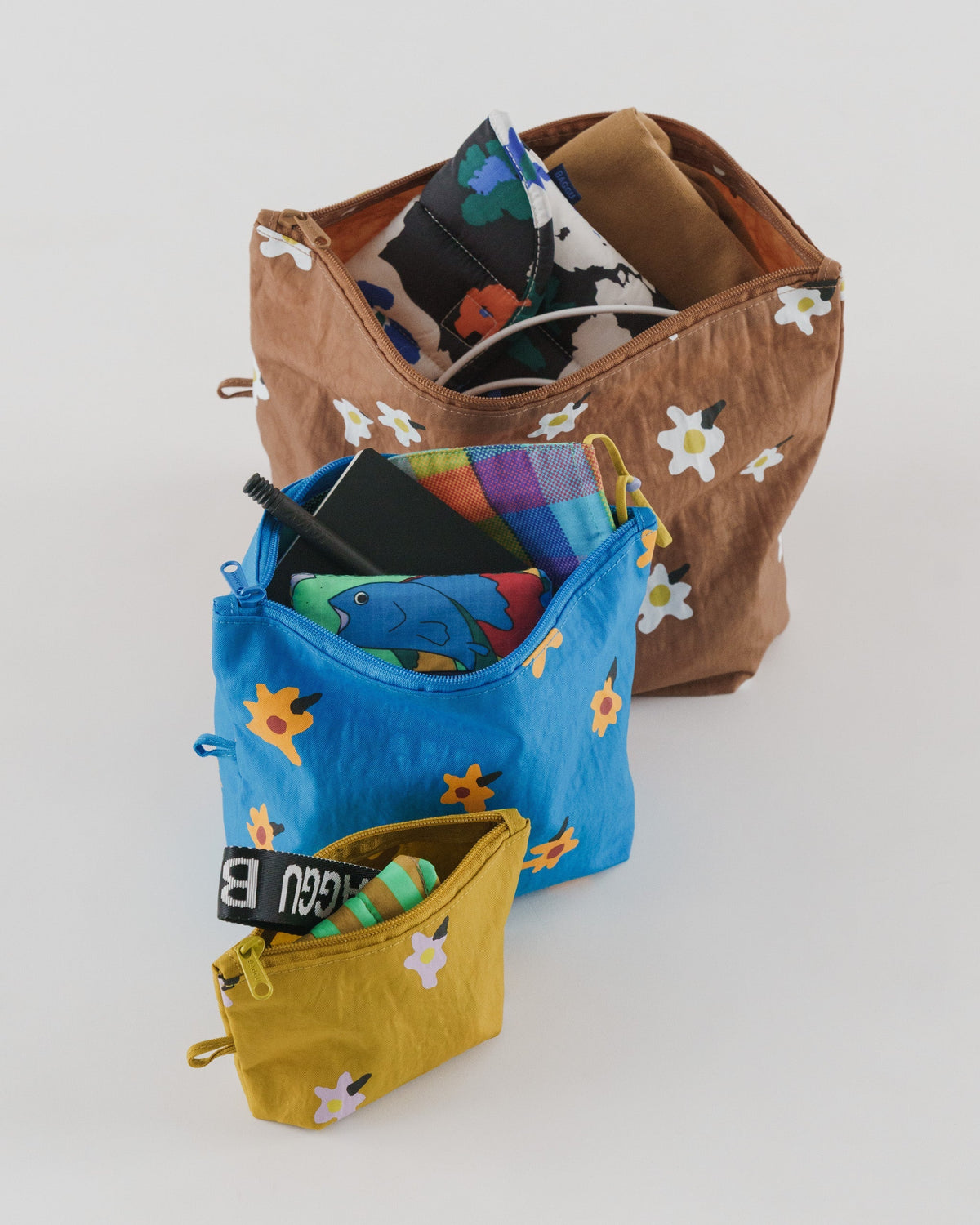 Go Pouch Set - Painted Daisies