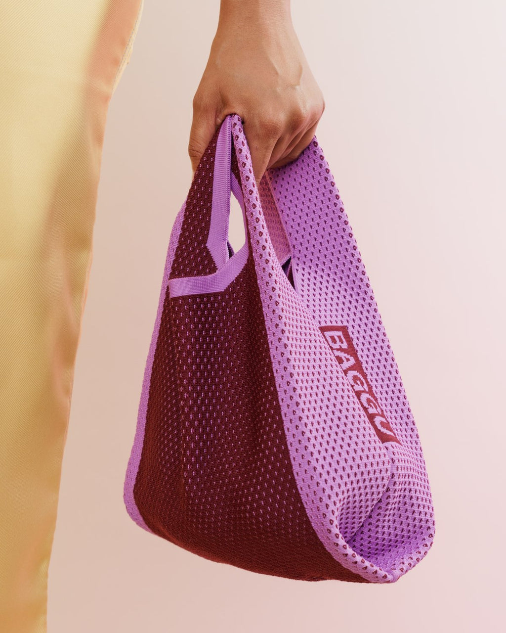 Mini Engineered Knit Baggu - Berry